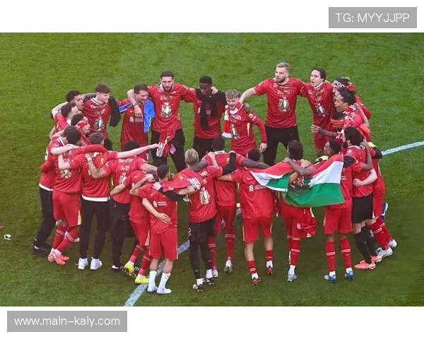 英超俱乐部举办圣诞社区活动，与球迷共庆节日