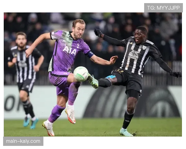 从濒临下课到稳居欧战区:梳理尼斯主帅法雷西本赛季的战术演变历程 从濒临下课到稳居欧战区:梳理尼斯主帅法雷西本赛季的战术演变历程